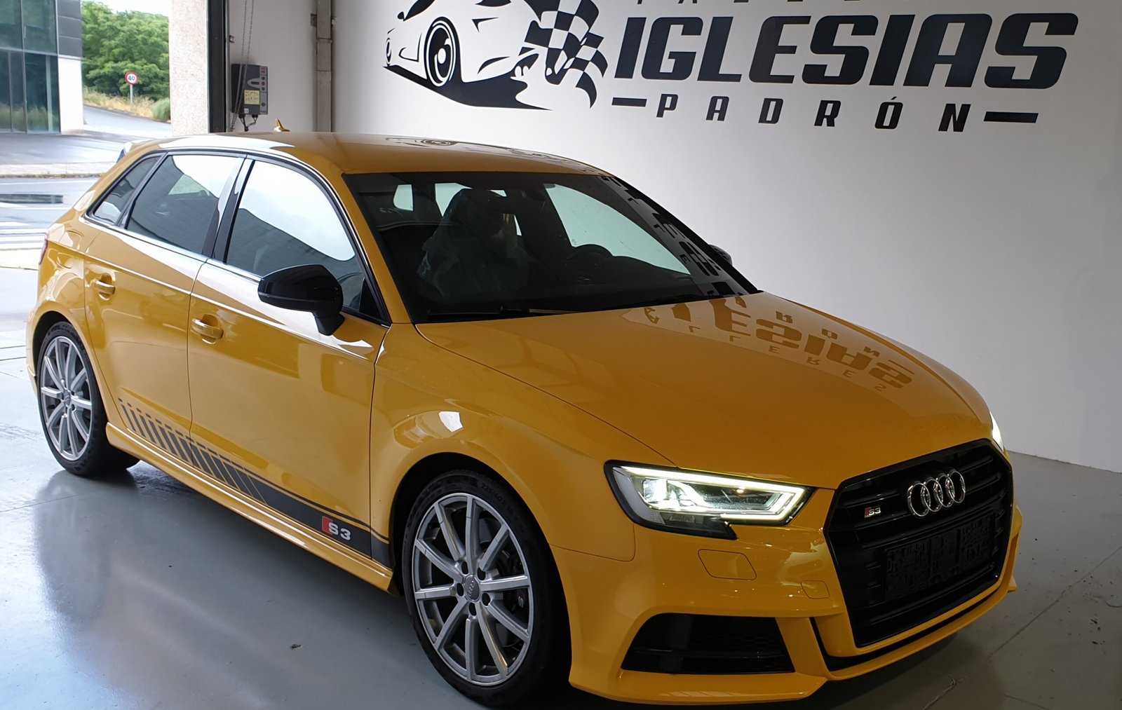 AUDI S3 S3
