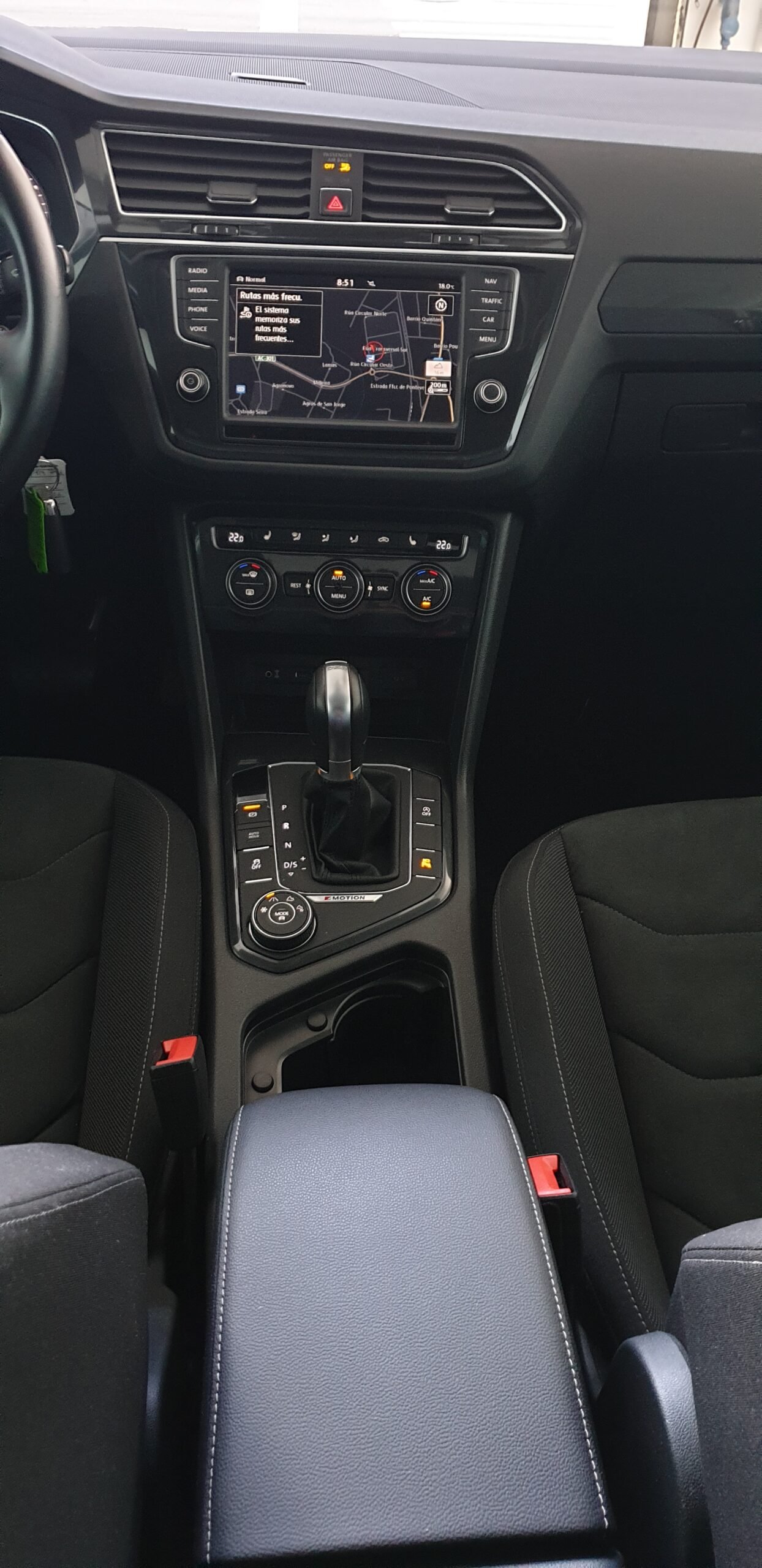 VOLKSWAGEN TIGUAN R line