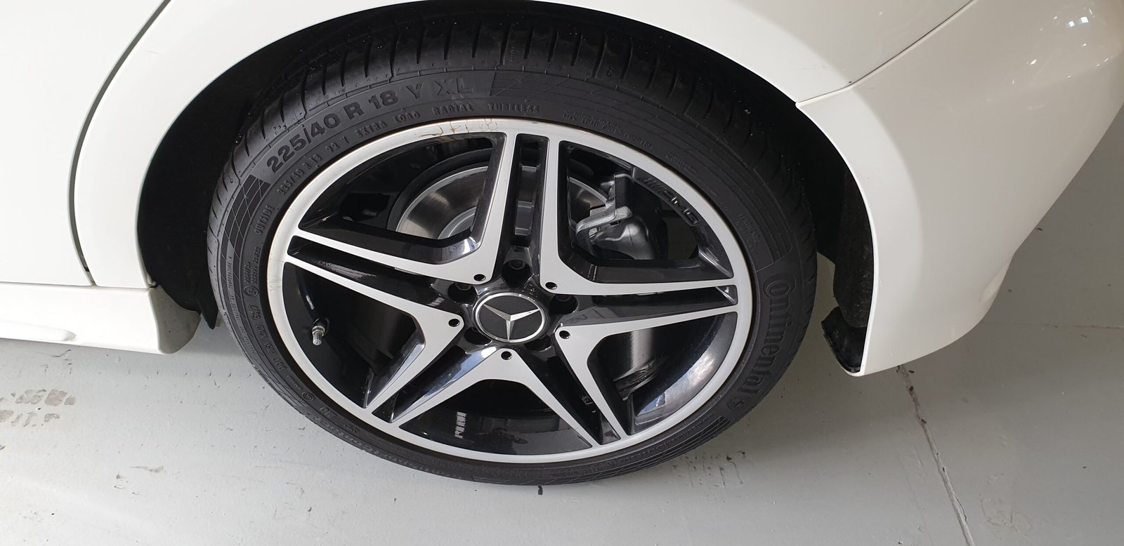 MERCEDES-BENZ Clase A200 AMG