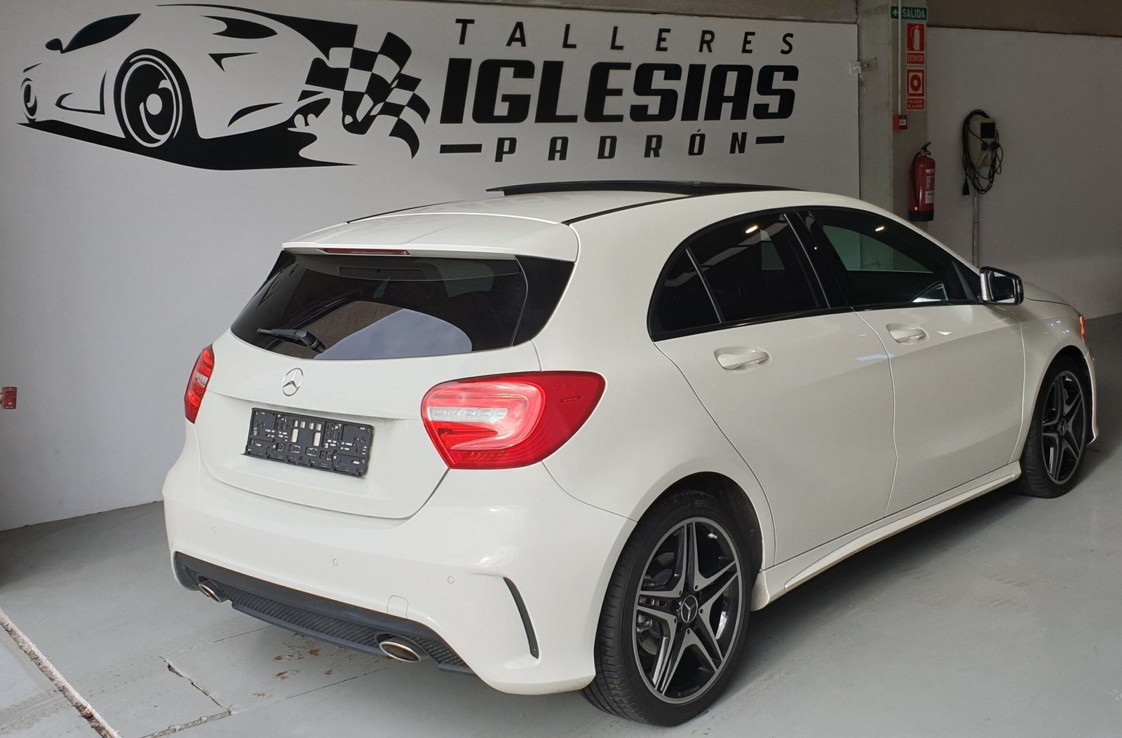 MERCEDES-BENZ Clase A200 AMG