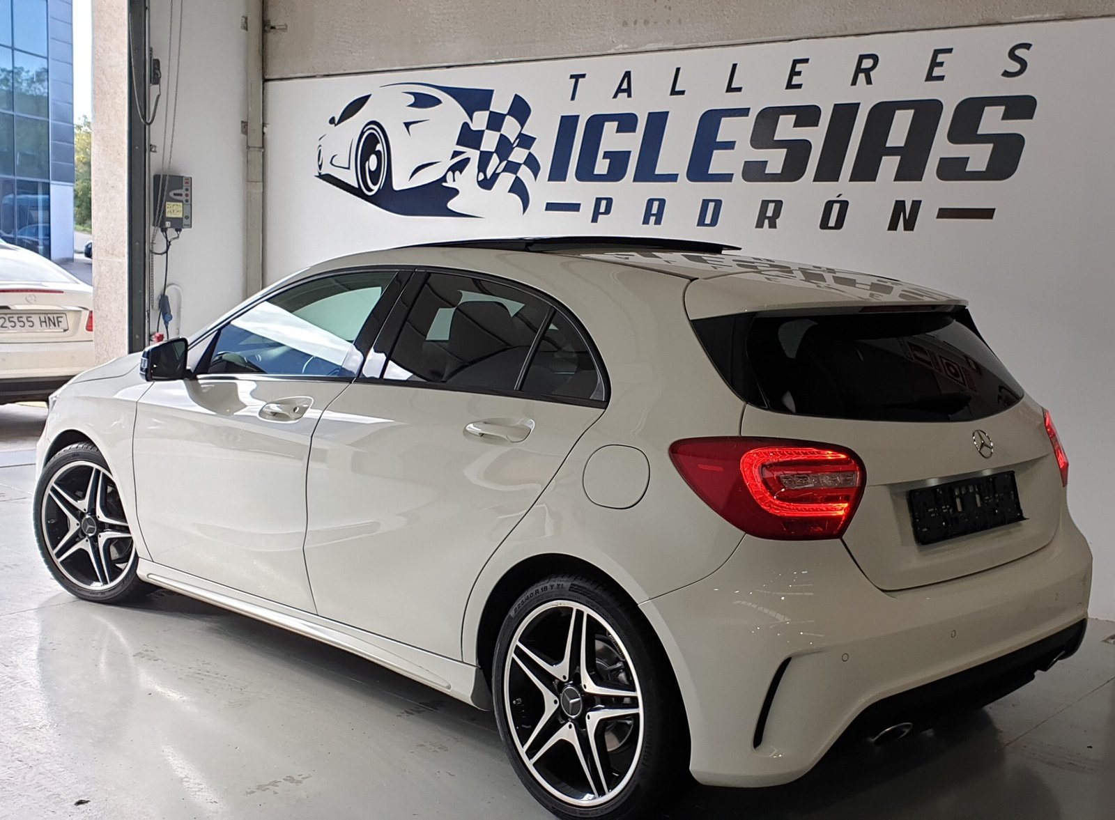 MERCEDES-BENZ Clase A200 AMG