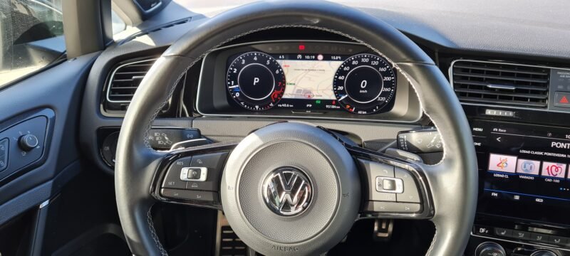 VOLKSWAGEN Golf R 2.0 TFSI quattro S tronic Sportback 5p.