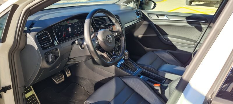 VOLKSWAGEN Golf R 2.0 TFSI quattro S tronic Sportback 5p.