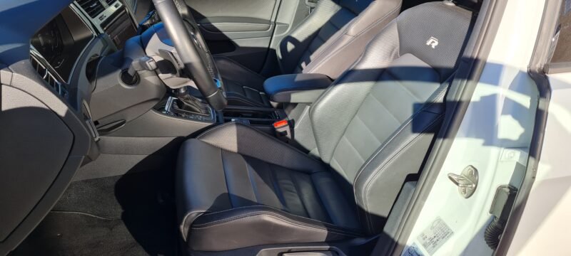 VOLKSWAGEN Golf R 2.0 TFSI quattro S tronic Sportback 5p.