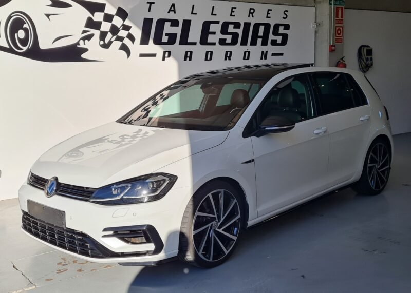 VOLKSWAGEN Golf R 2.0 TFSI quattro S tronic Sportback 5p.