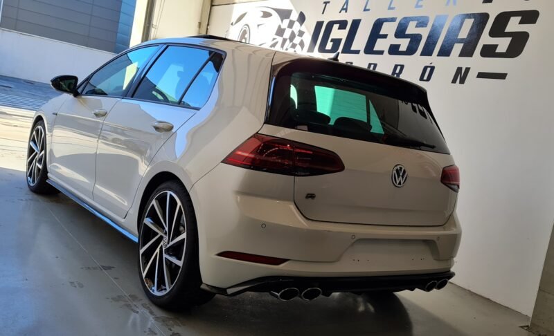 VOLKSWAGEN Golf R 2.0 TFSI quattro S tronic Sportback 5p.