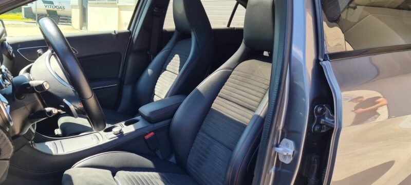 MERCEDES-BENZ Clase A 2018