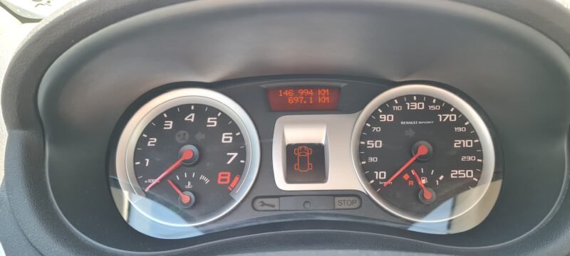 RENAULT Clio Sport F1