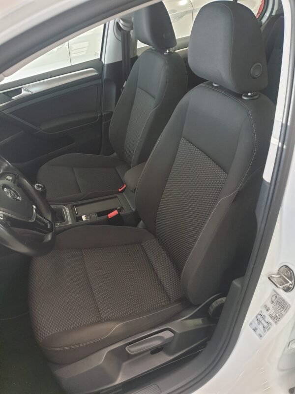 VOLKSWAGEN Golf 1.6 TDI