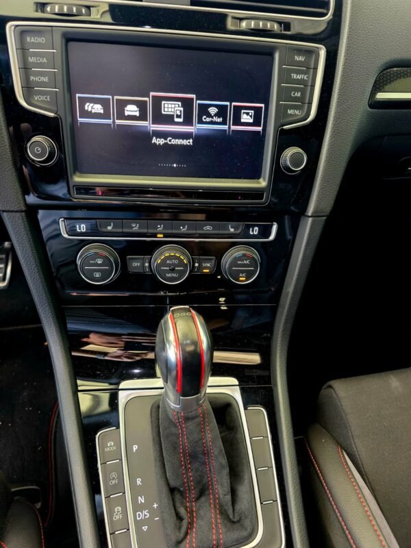 VOLKSWAGEN GOLF GTI CLUBSPORT 2.0 TSI 265CV