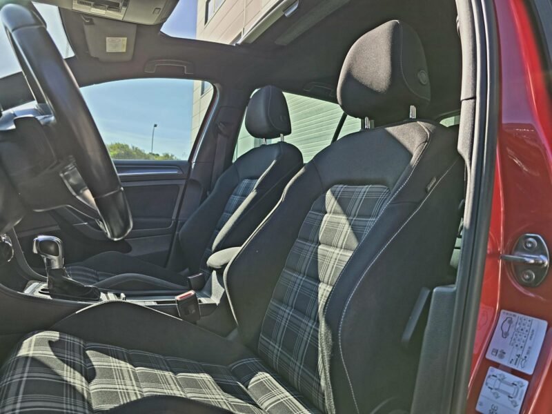 VOLKSWAGEN Golf GTD 2.0 TDI 184cv DSG BMT 5p.