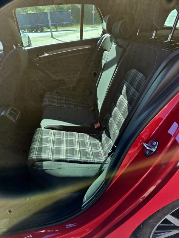 VOLKSWAGEN Golf GTD 2.0 TDI 184cv DSG BMT 5p.