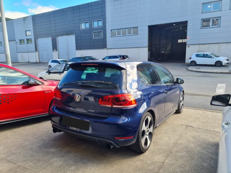 VOLKSWAGEN GOLF GTI 210cv GTI 3p.