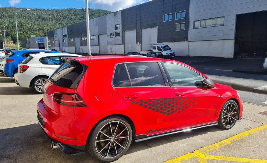 VOLKSWAGEN Golf TCR 2.0 TSI DSG