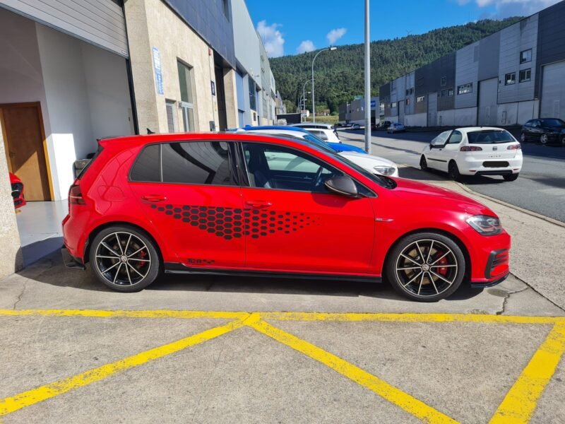 VOLKSWAGEN Golf TCR 2.0 TSI DSG