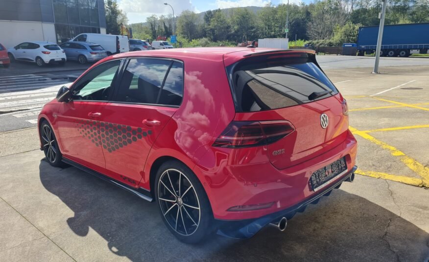 VOLKSWAGEN Golf TCR 2.0 TSI DSG