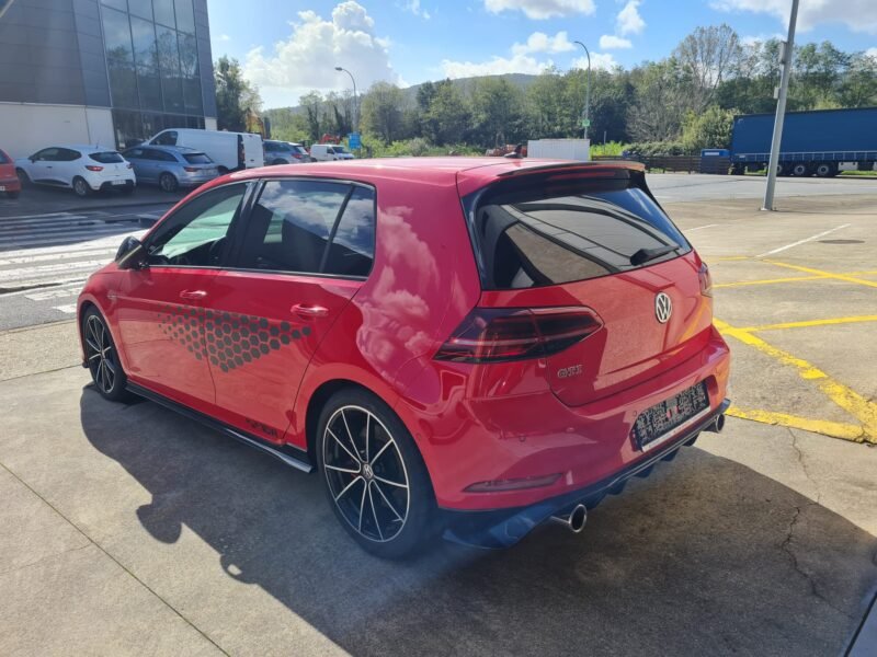 VOLKSWAGEN Golf TCR 2.0 TSI DSG