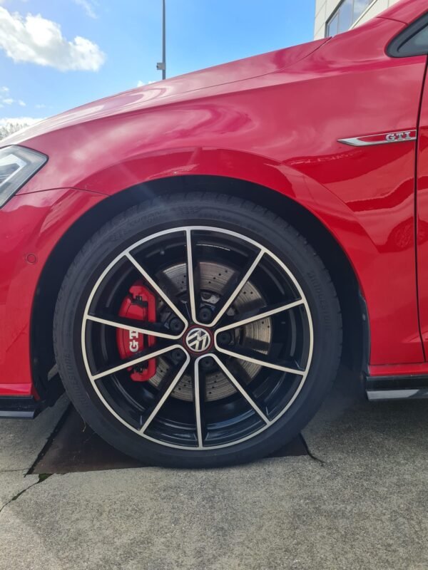 VOLKSWAGEN Golf TCR 2.0 TSI DSG