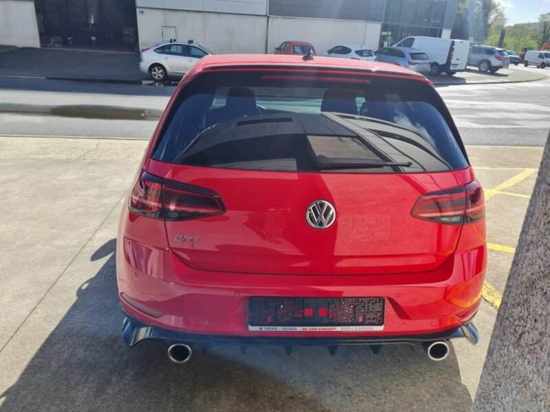 VOLKSWAGEN Golf TCR 2.0 TSI DSG