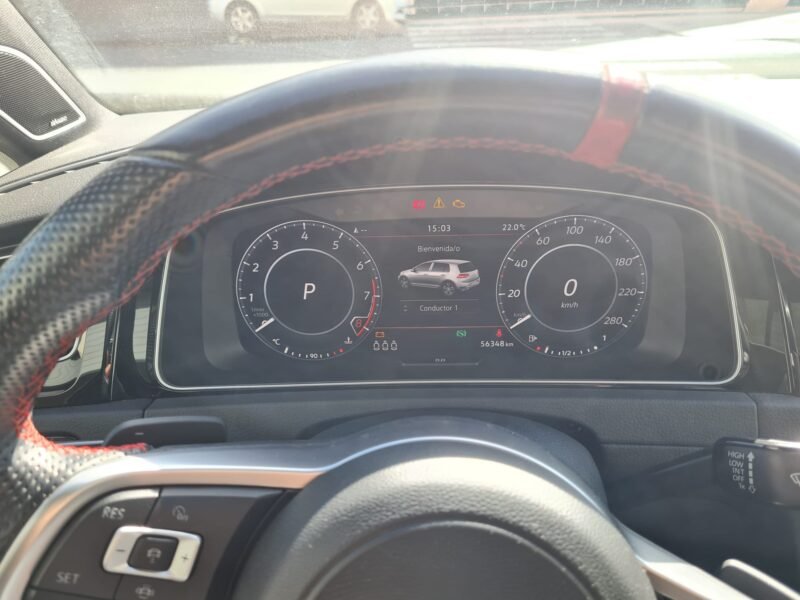 VOLKSWAGEN Golf TCR 2.0 TSI DSG