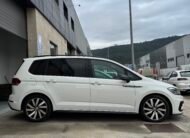 VOLKSWAGEN Touran R-LINE