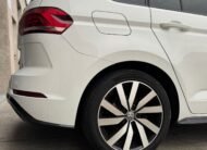 VOLKSWAGEN Touran R-LINE