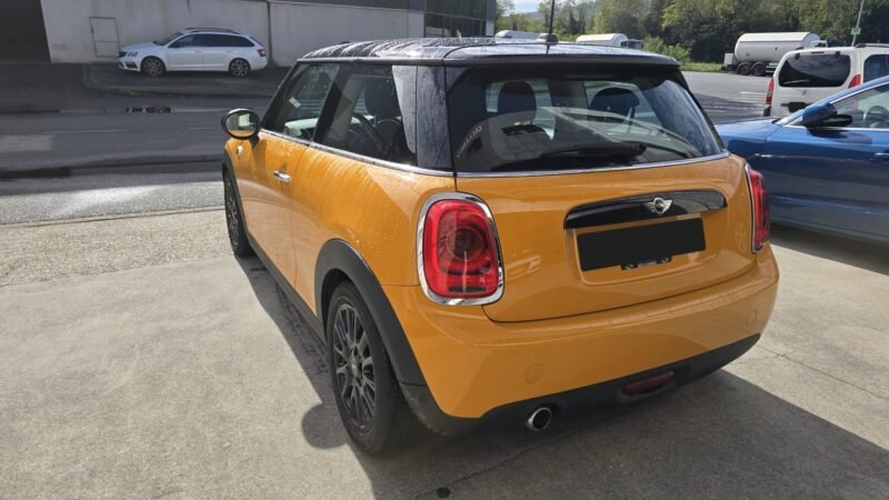 MINI Cooper 116D