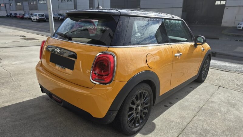 MINI Cooper 116D