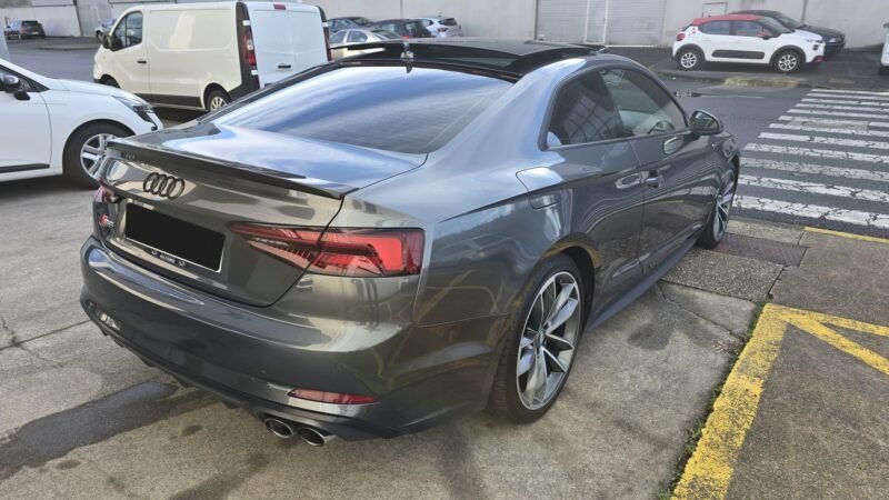 AUDI S5 Coupé